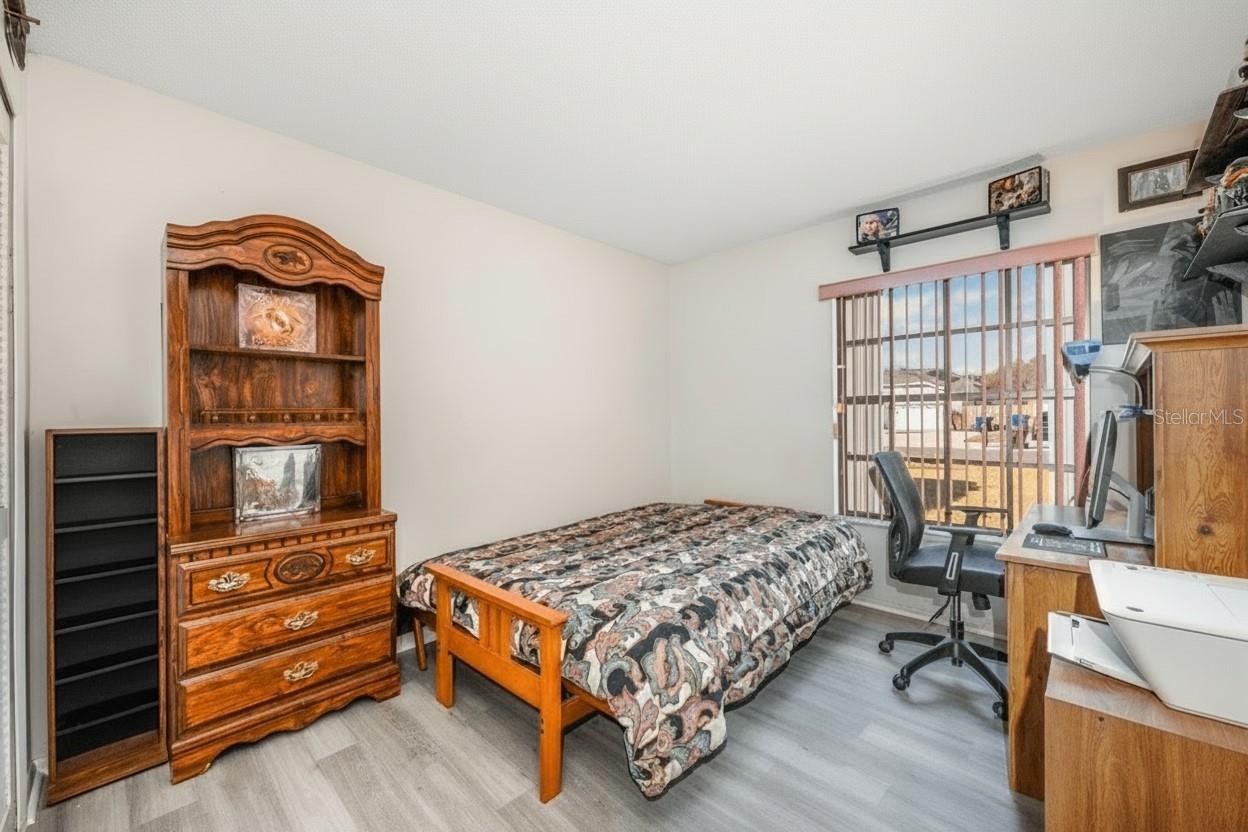 Image 14 of 21 For 1526 Amherst Lane