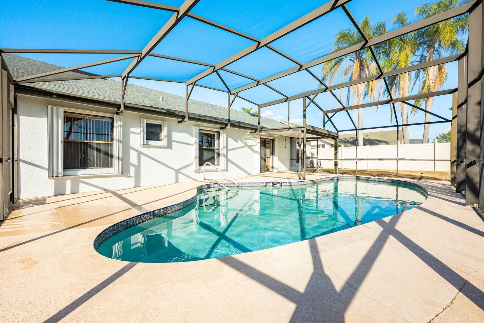 Image 18 of 21 For 1526 Amherst Lane