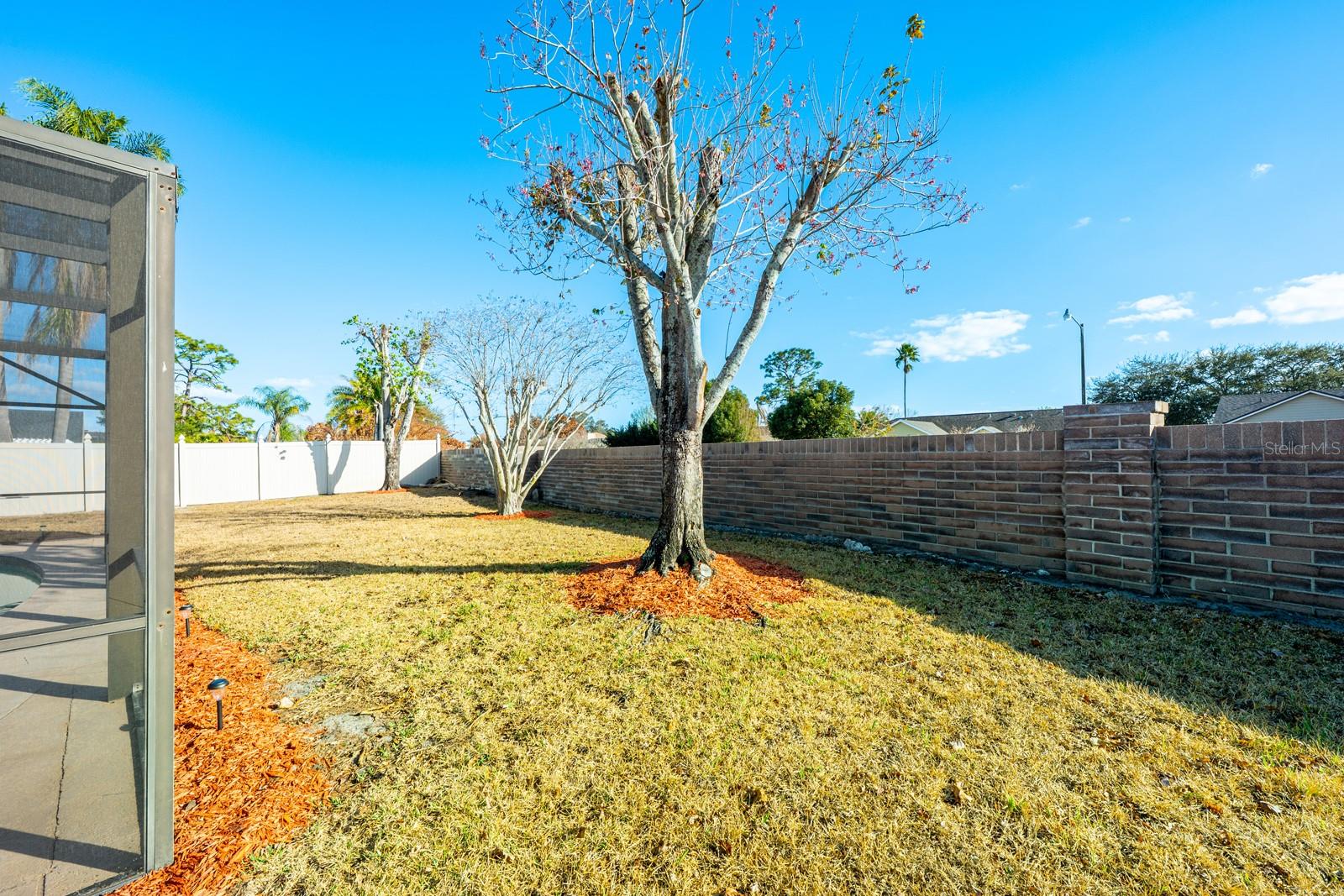 Image 19 of 21 For 1526 Amherst Lane