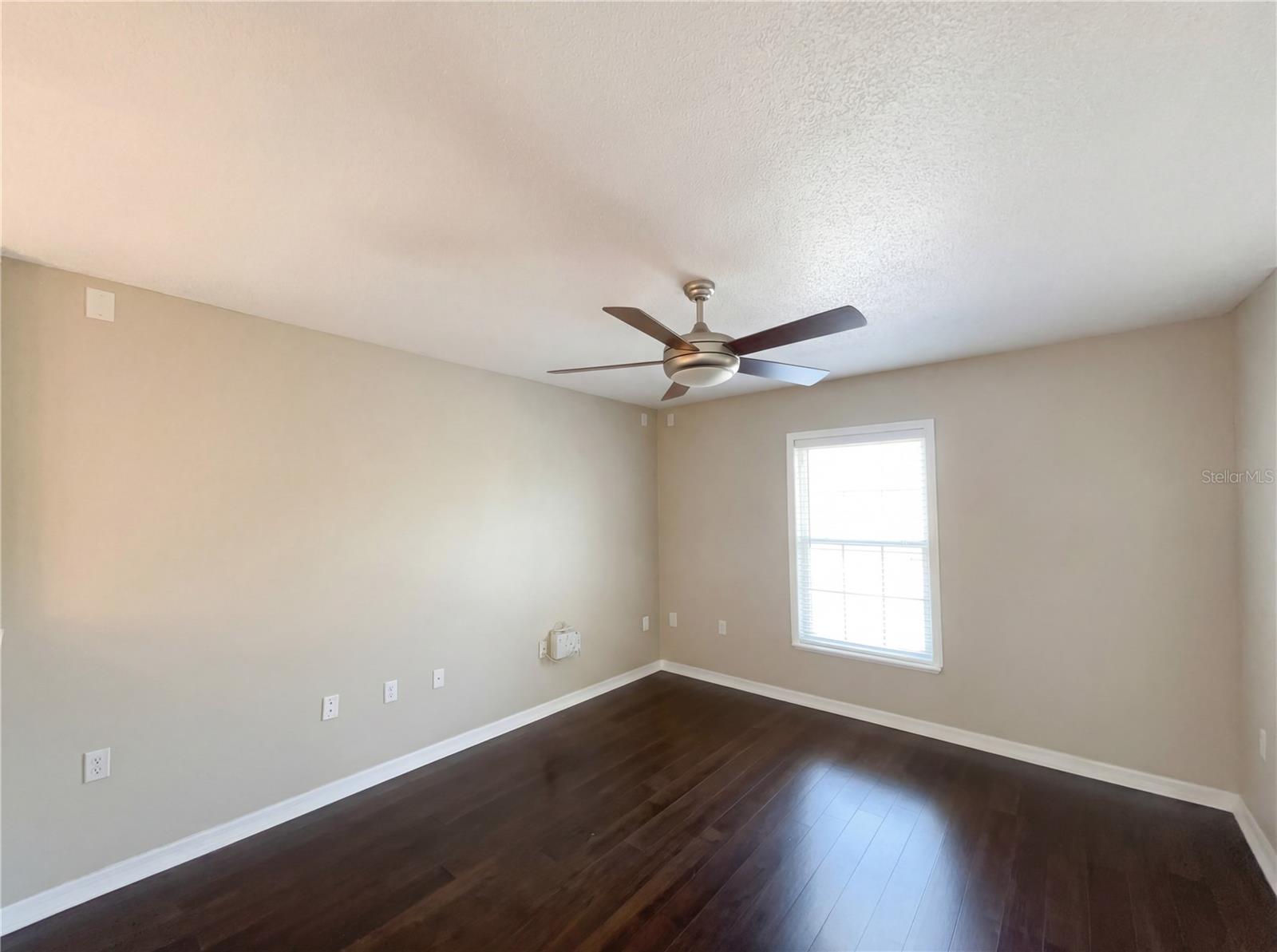 Image 16 of 29 For 8286 Settlers Creek Loop