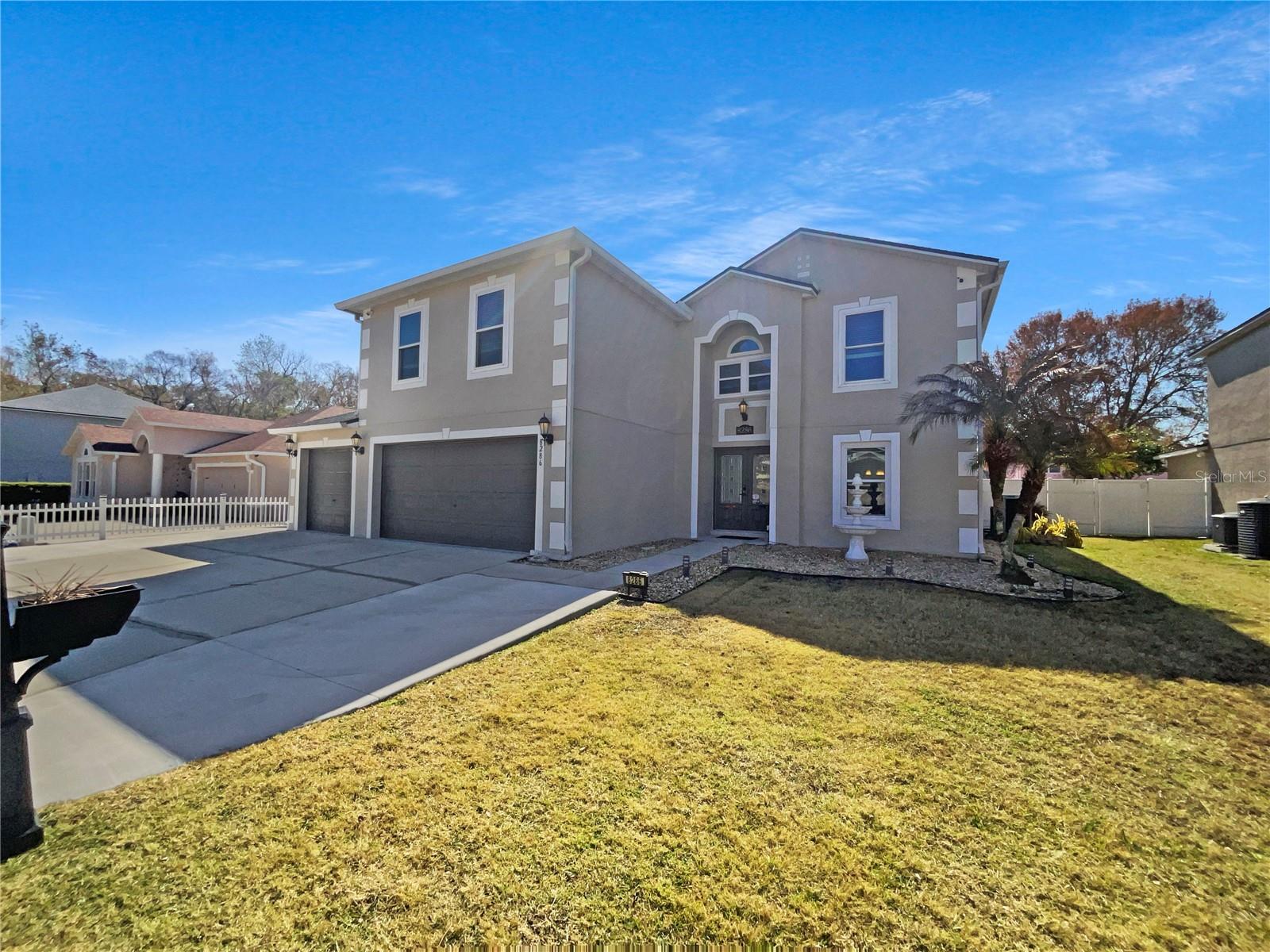 Image 6 of 29 For 8286 Settlers Creek Loop