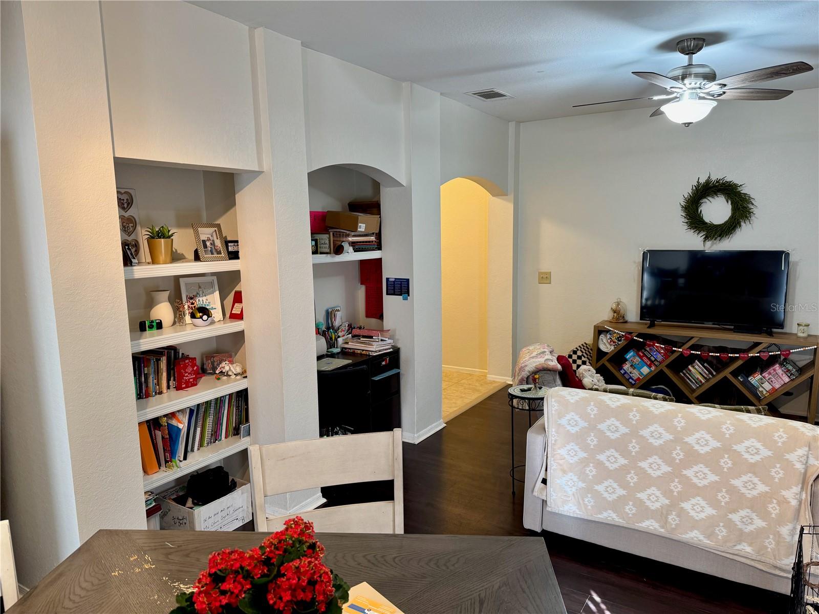 Image 4 of 20 For 102 Vista Verdi Circle 124