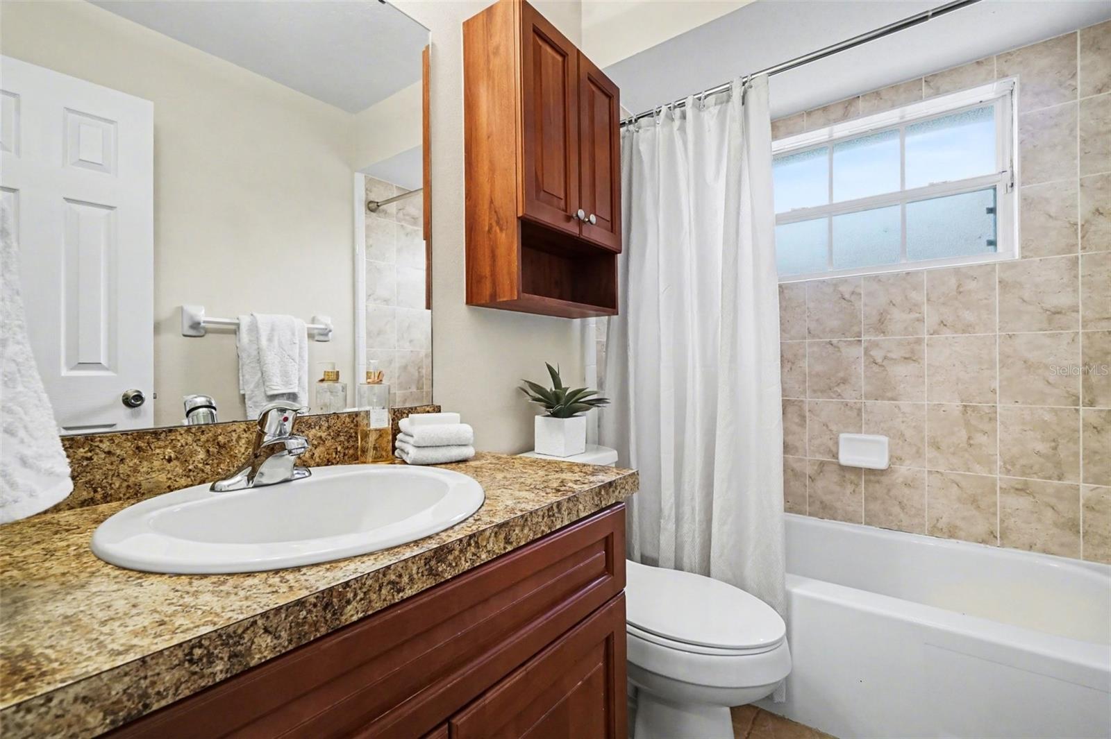 Image 13 of 24 For 4864 Tangerine Avenue 4864