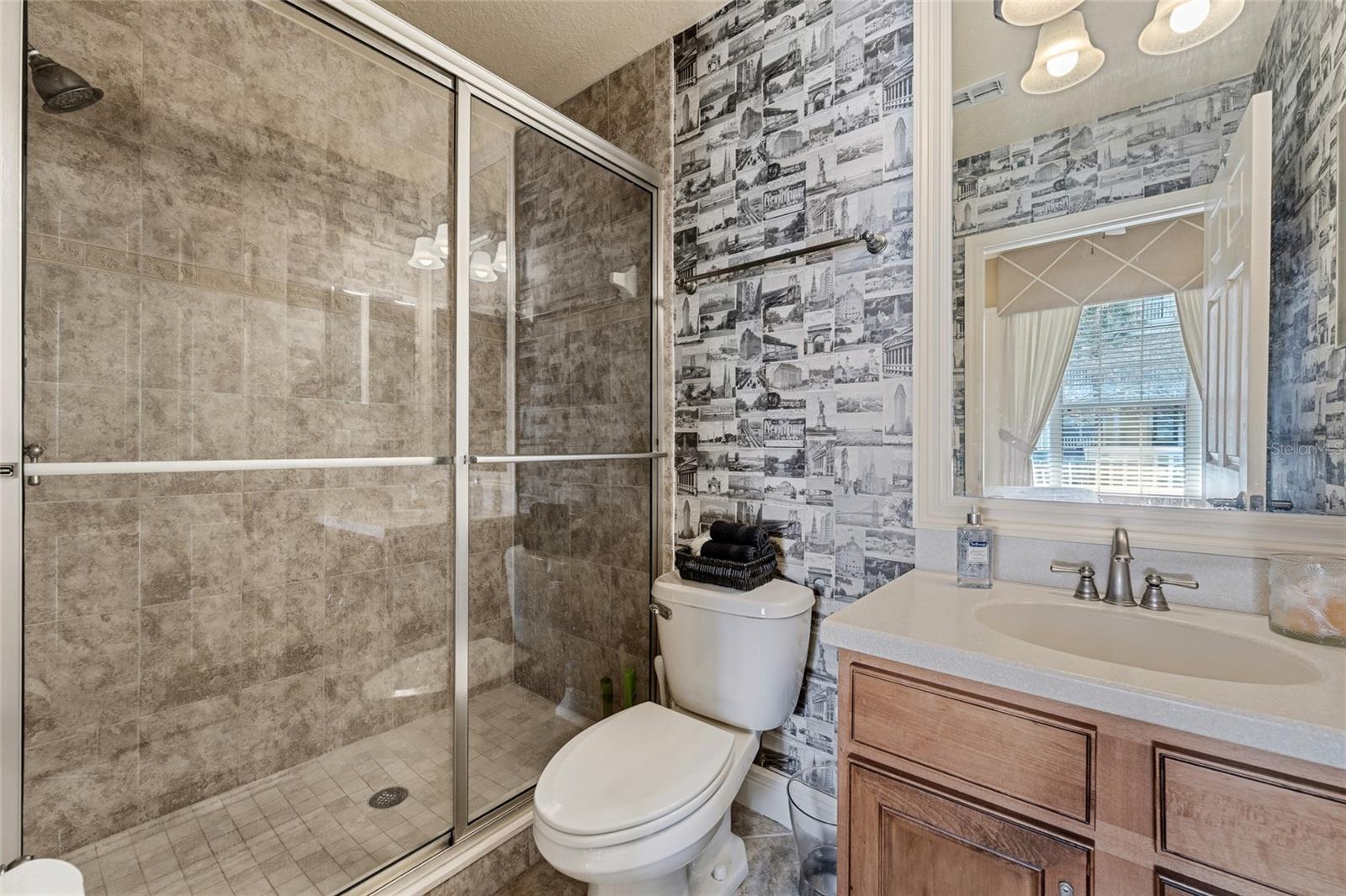 Image 6 of 49 For 107 Mcleods Way