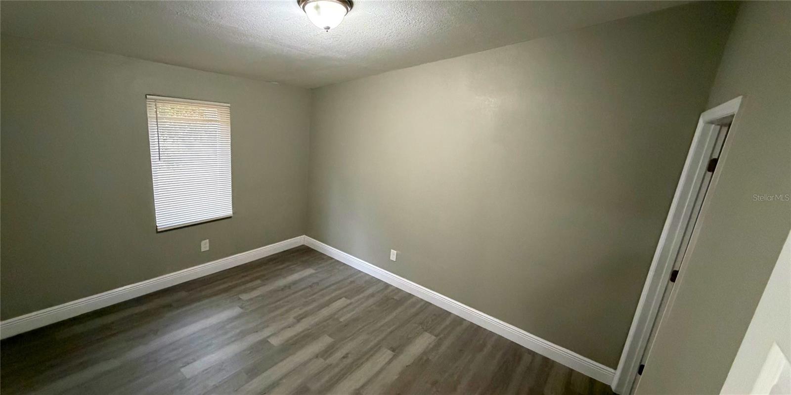 Image 14 of 33 For 16040 Caldwell Lane