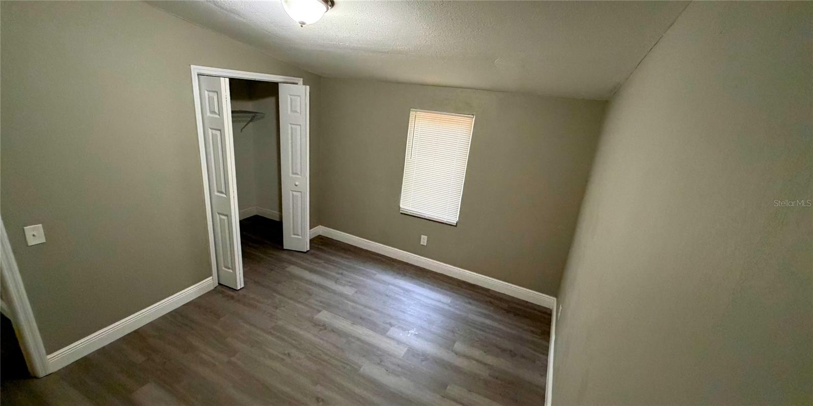 Image 16 of 33 For 16040 Caldwell Lane