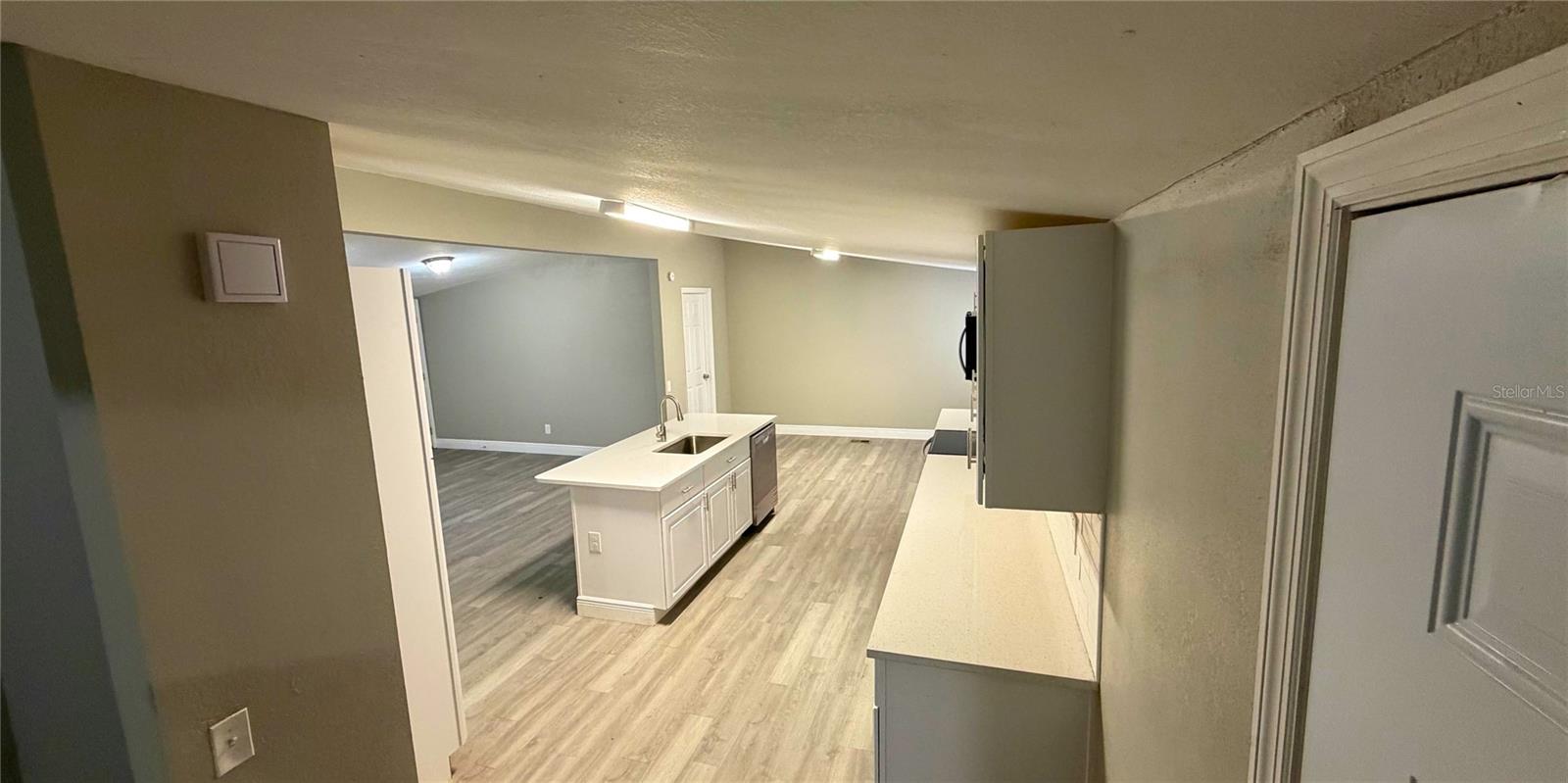 Image 19 of 33 For 16040 Caldwell Lane