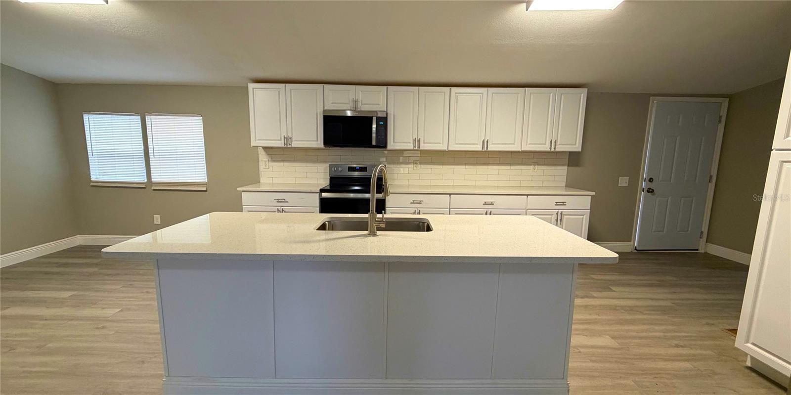 Image 21 of 33 For 16040 Caldwell Lane