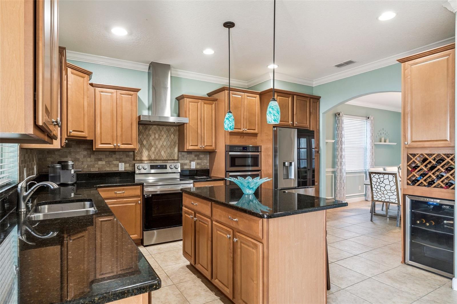 Image 12 of 35 For 14644 Crosston Bay Court