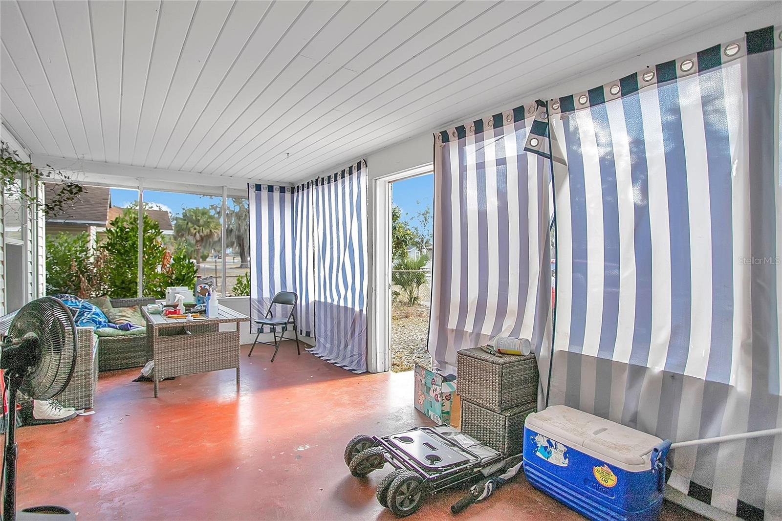 Image 14 of 25 For 219 Polk Avenue