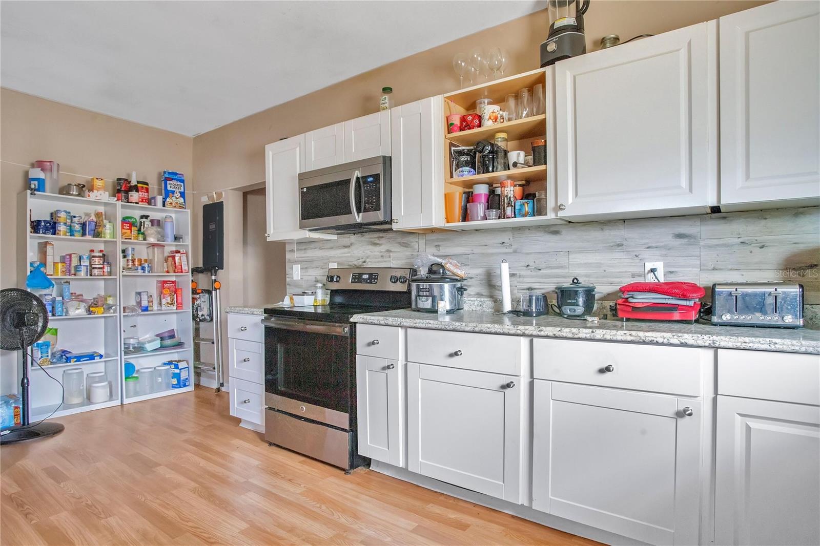 Image 4 of 25 For 219 Polk Avenue