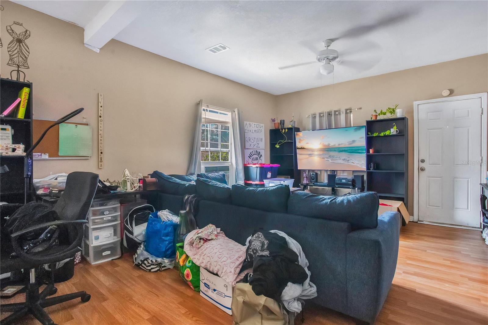 Image 6 of 25 For 219 Polk Avenue