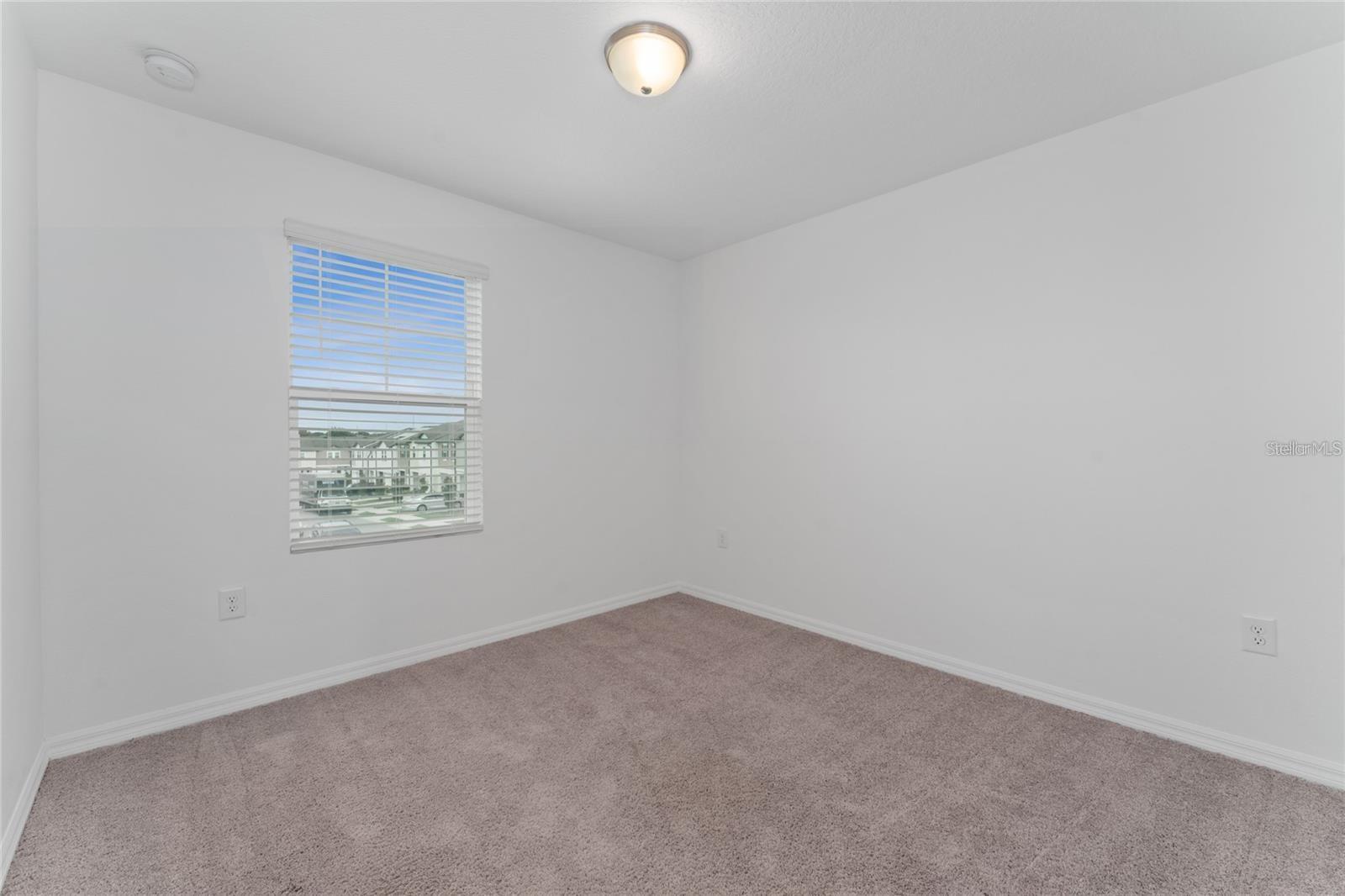 Image 23 of 23 For 221 Mandovi Street