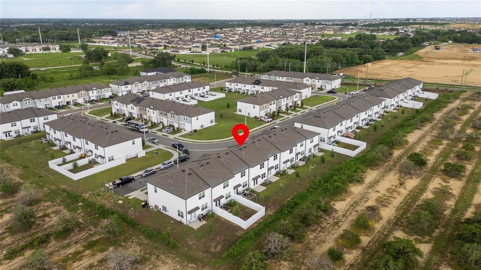 Image 8 of 23 For 221 Mandovi Street