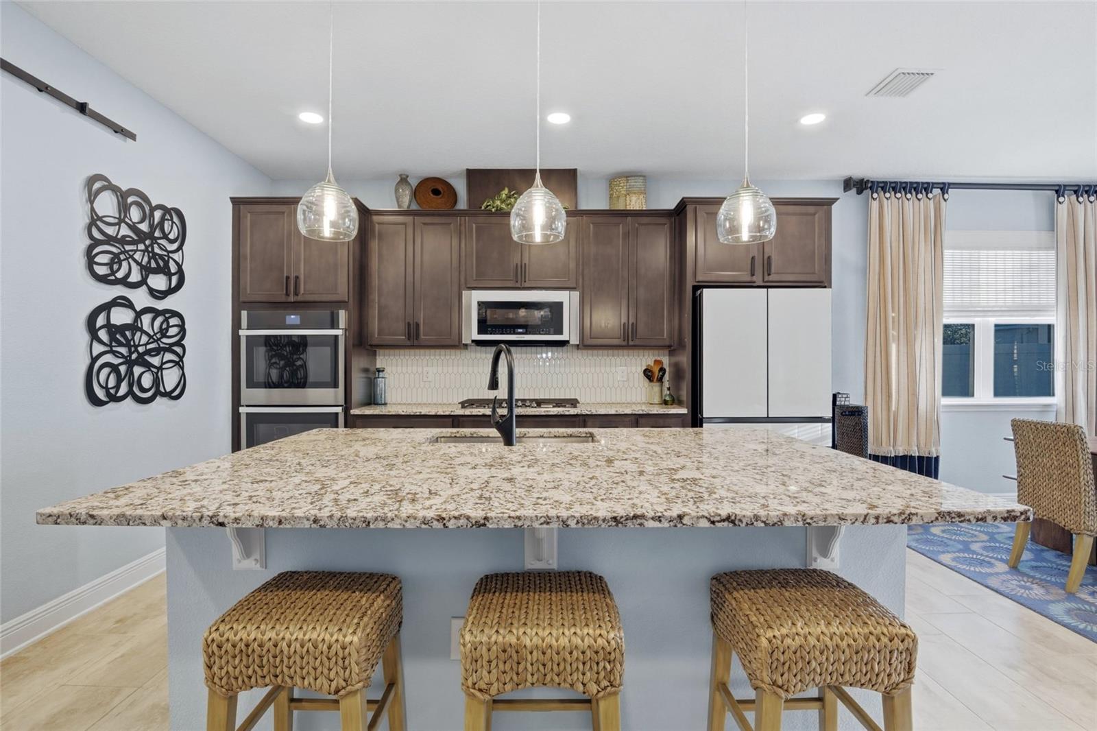 Image 7 of 50 For 1751 Highbanks Circle