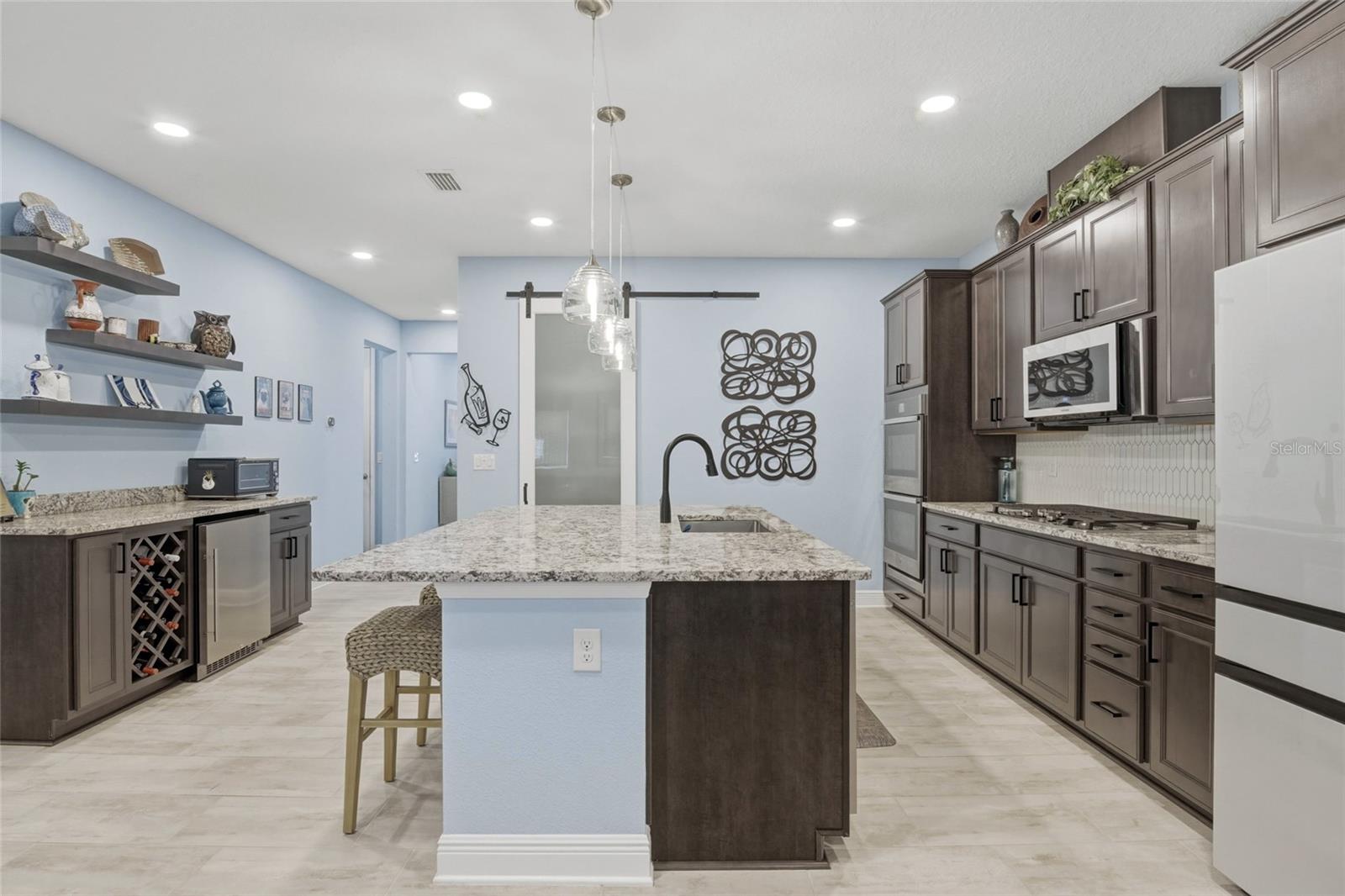 Image 9 of 50 For 1751 Highbanks Circle