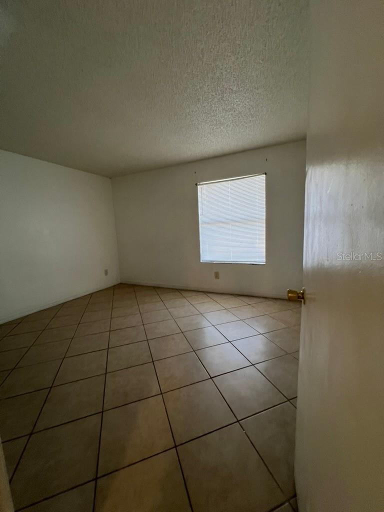 Image 16 of 44 For 2101 Cascades Boulevard 103