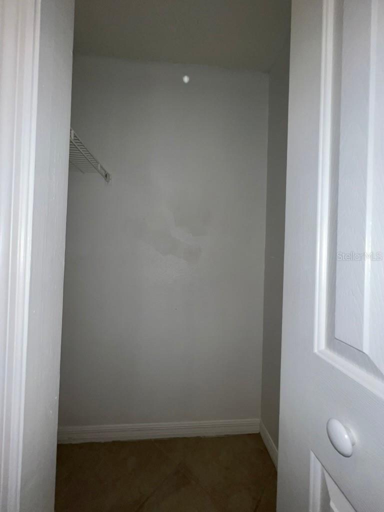 Image 20 of 44 For 2101 Cascades Boulevard 103