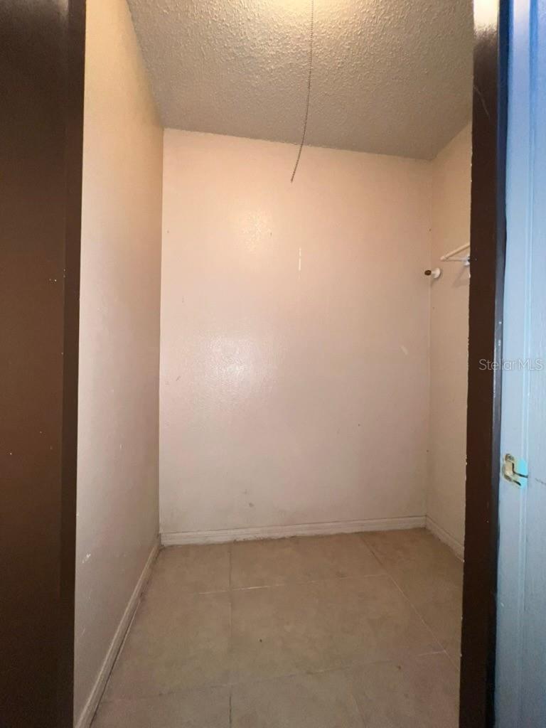 Image 35 of 44 For 2101 Cascades Boulevard 103