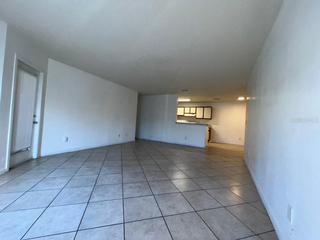 Image 39 of 44 For 2101 Cascades Boulevard 103