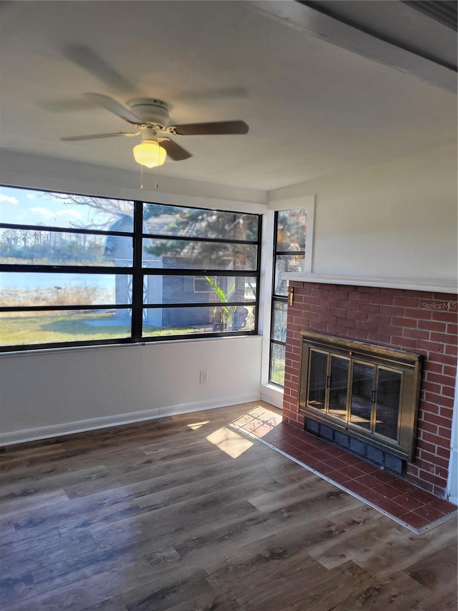 Image 11 of 21 For 2118 Lake Christie Drive