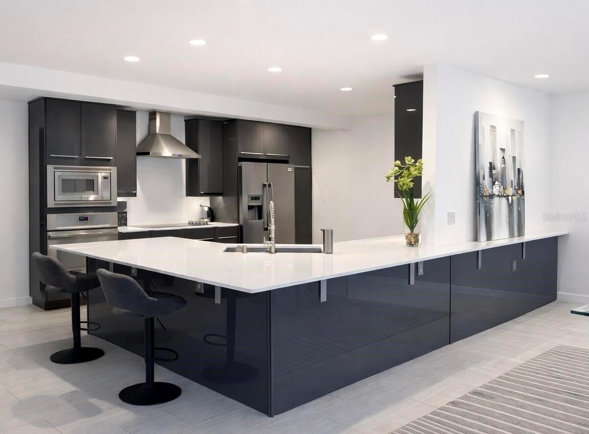 Image 5 of 18 For 2906 2nd Avenue