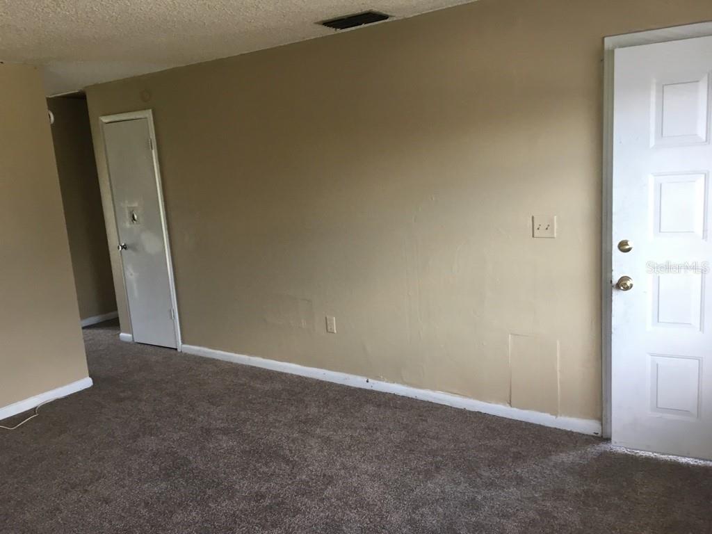 Image 5 of 15 For 1305-1307 Fairway Drive