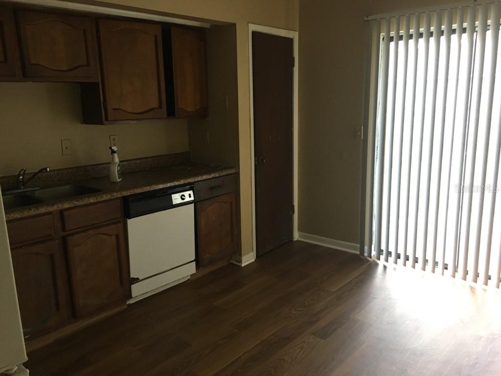 Image 9 of 15 For 1305-1307 Fairway Drive