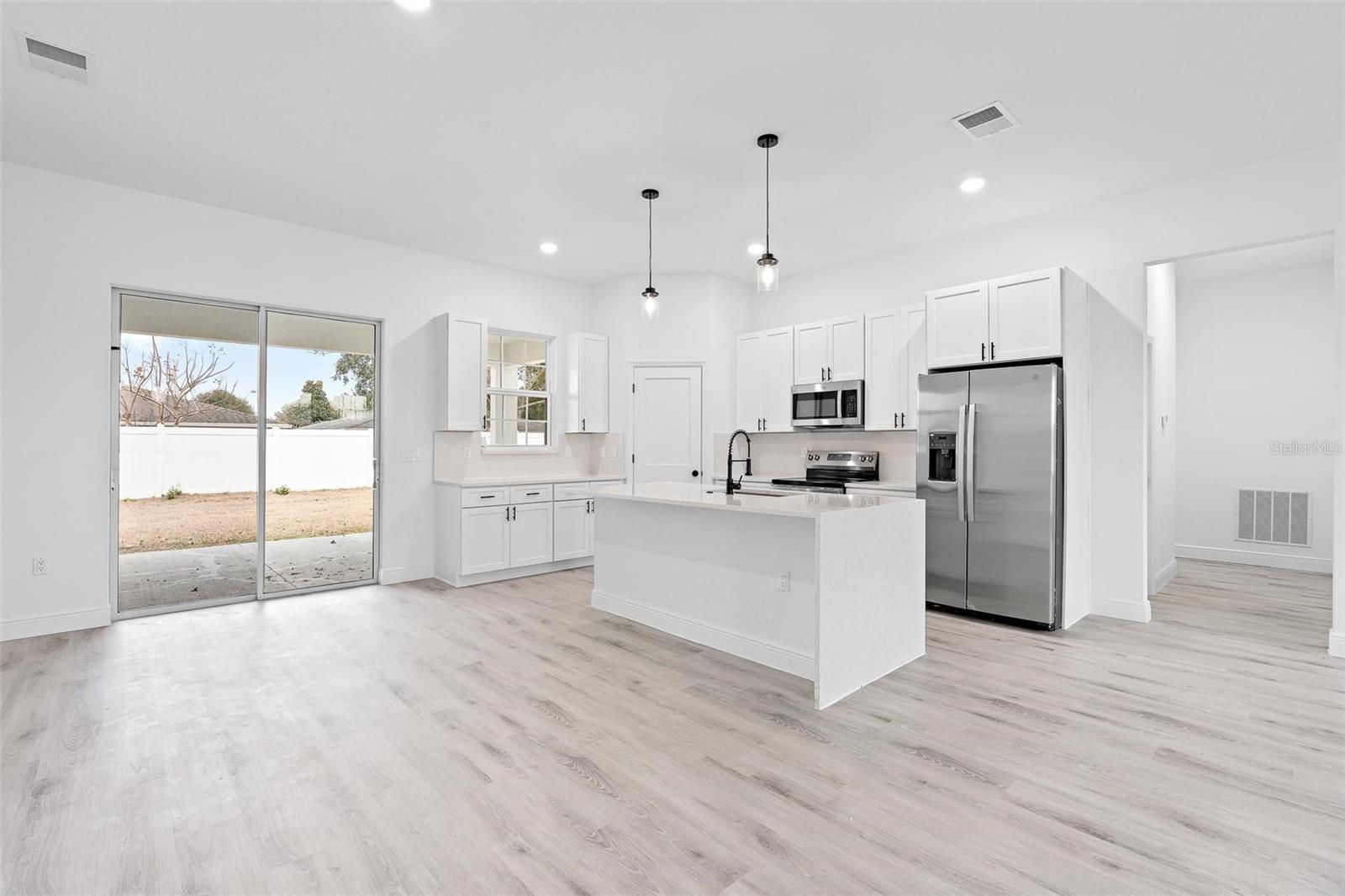 Image 33 of 38 For 15303 48th Avenue