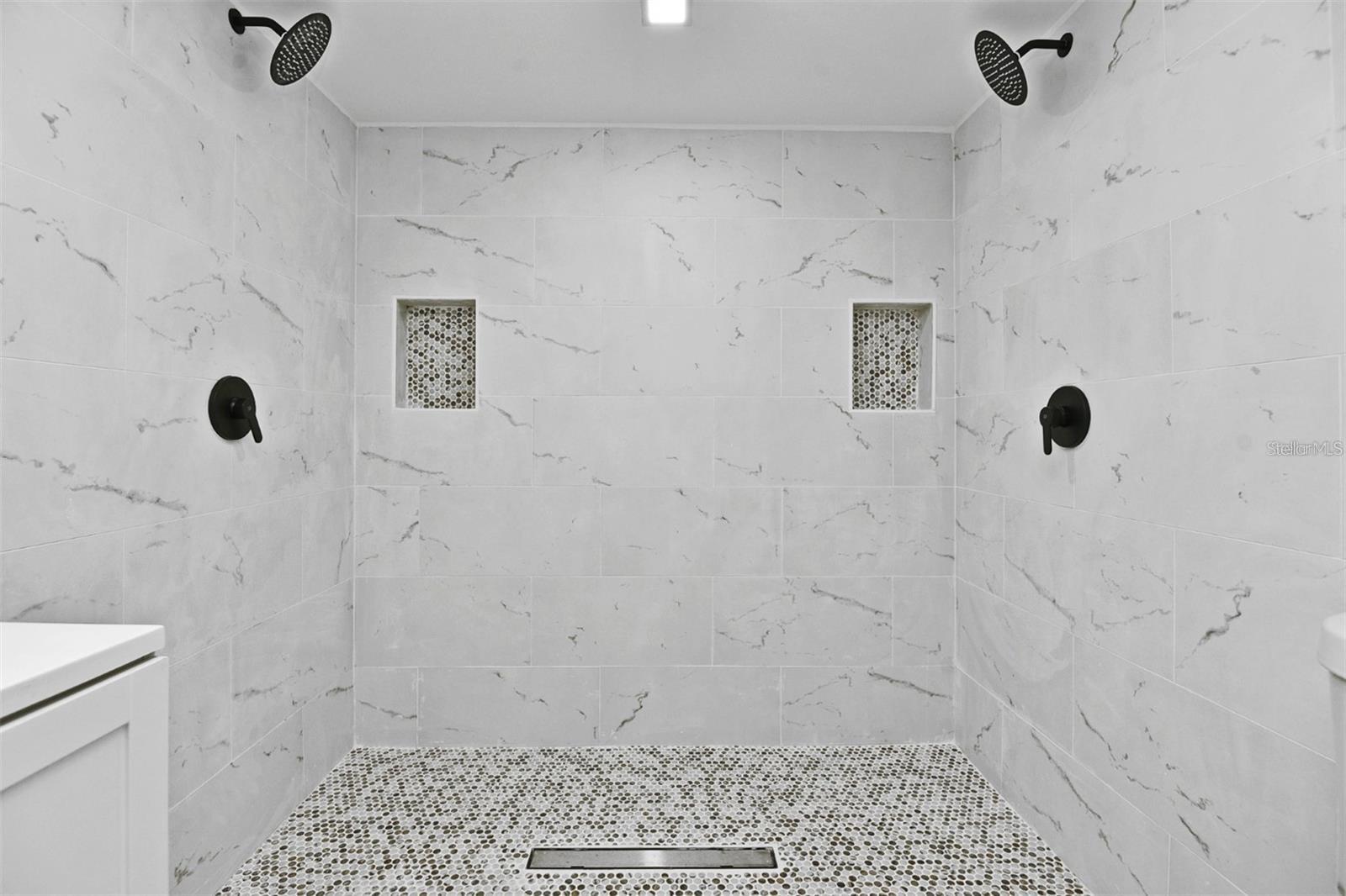 Image 27 of 53 For 112 Hillcrest Dr