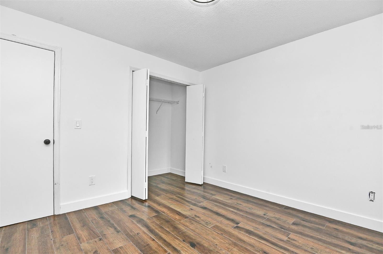 Image 35 of 53 For 112 Hillcrest Dr