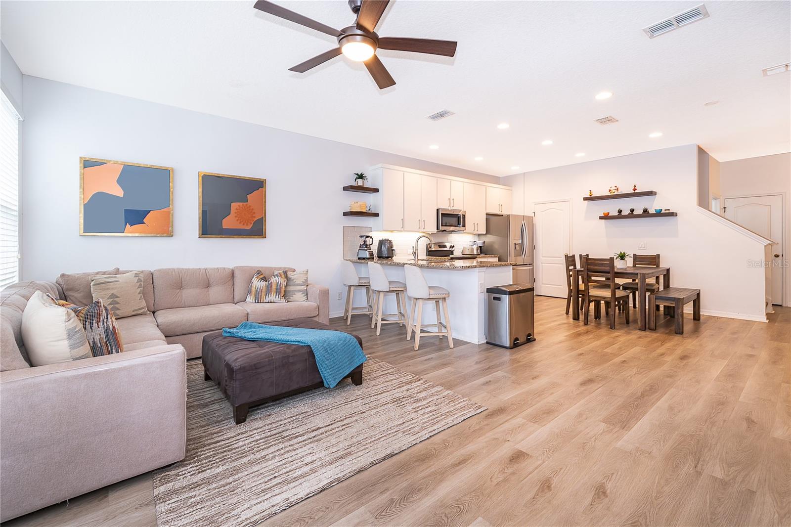 Image 12 of 36 For 7432 Leighside Drive