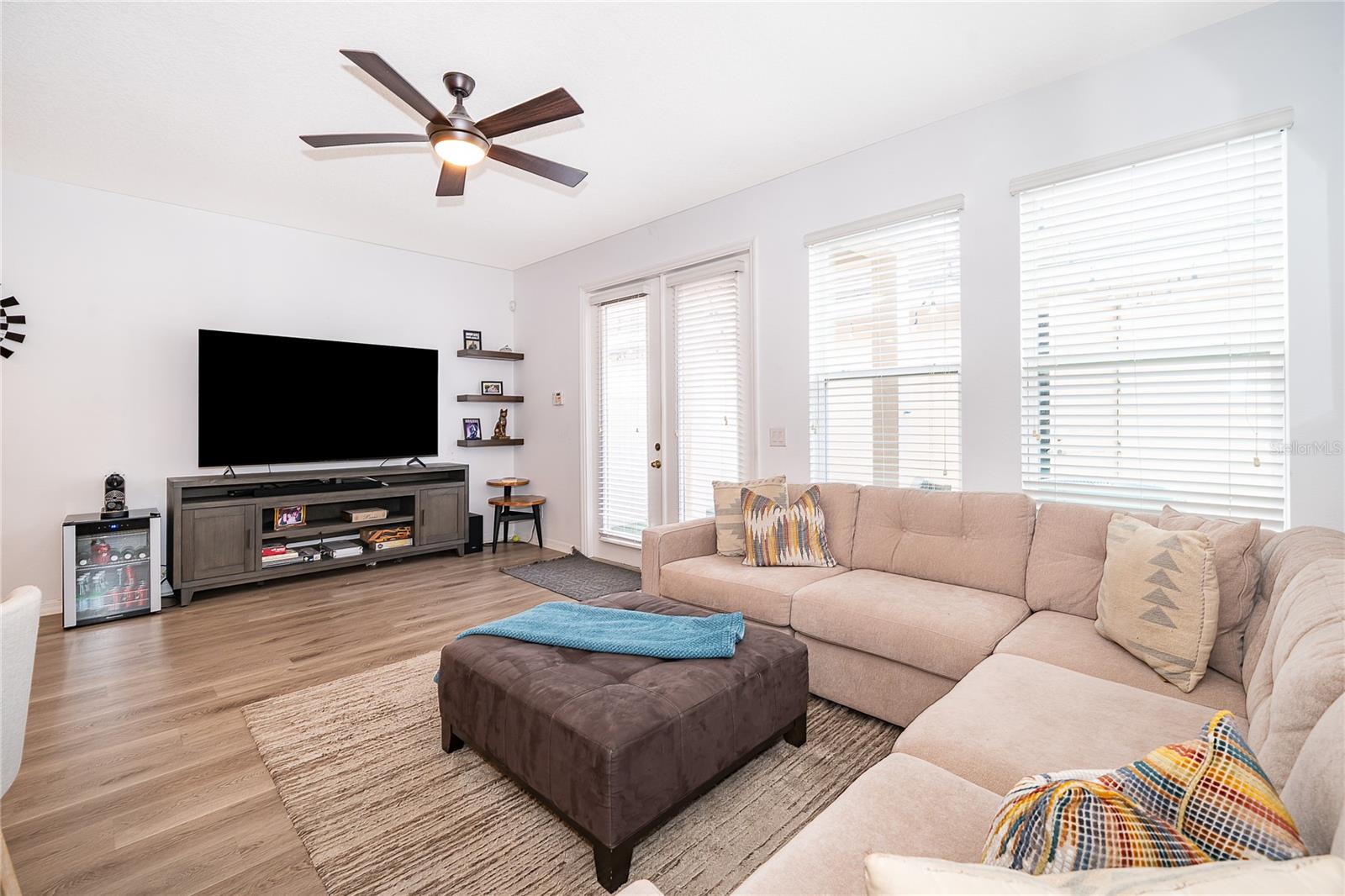 Image 14 of 36 For 7432 Leighside Drive