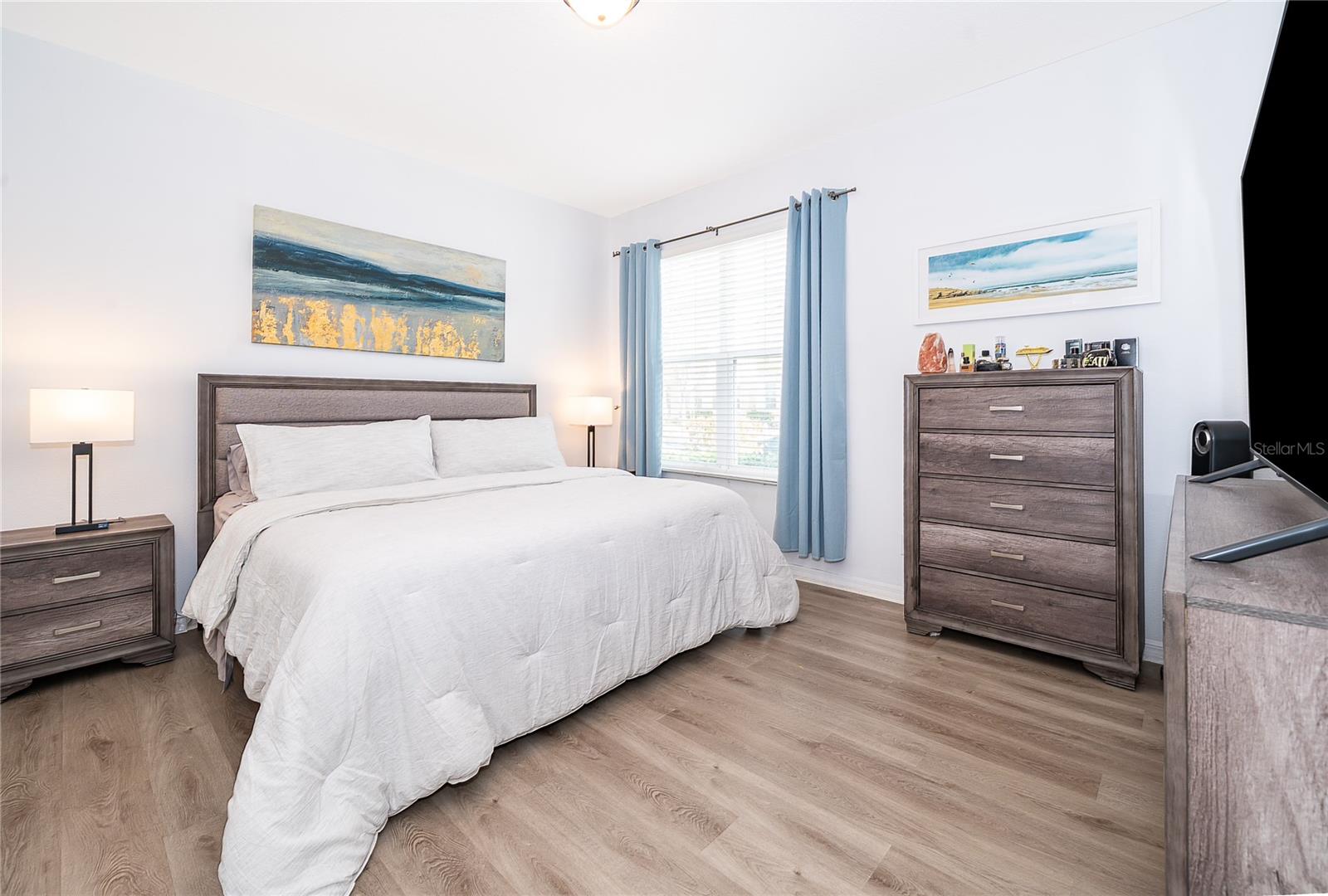 Image 16 of 36 For 7432 Leighside Drive