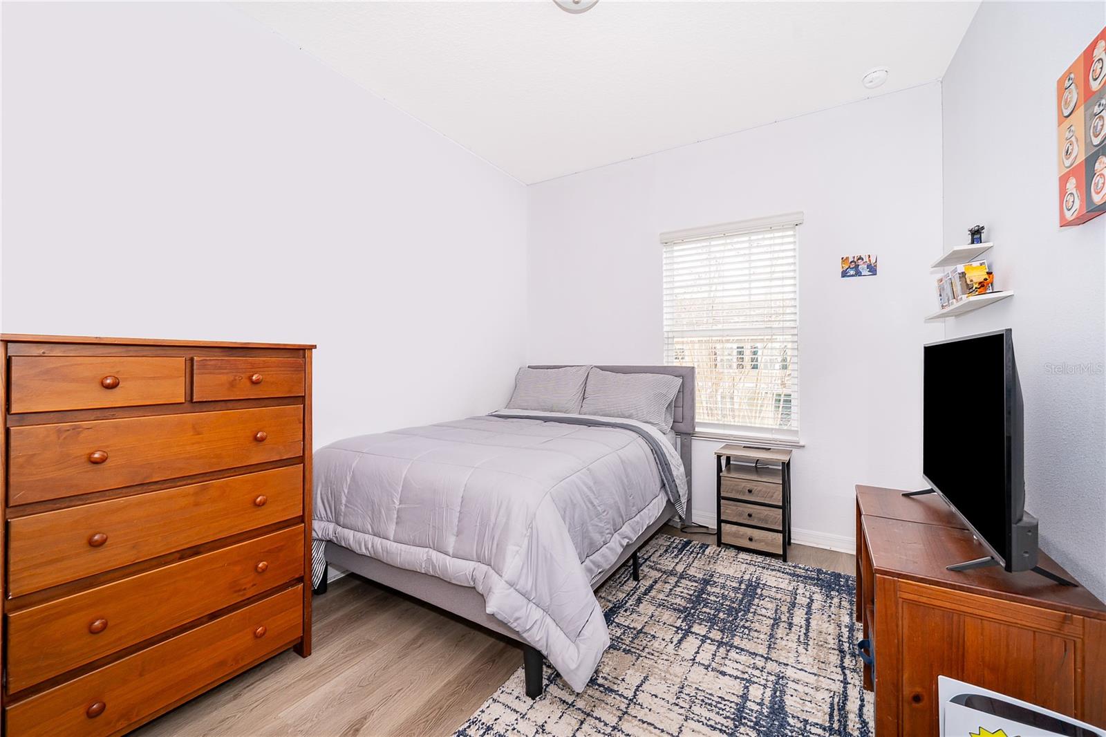 Image 20 of 36 For 7432 Leighside Drive