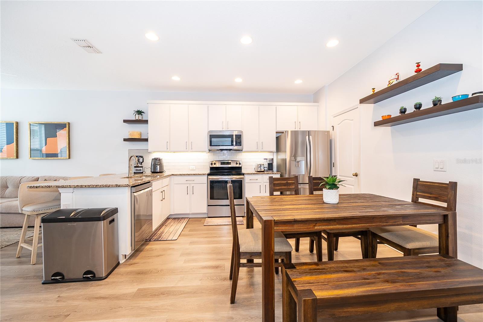 Image 4 of 36 For 7432 Leighside Drive