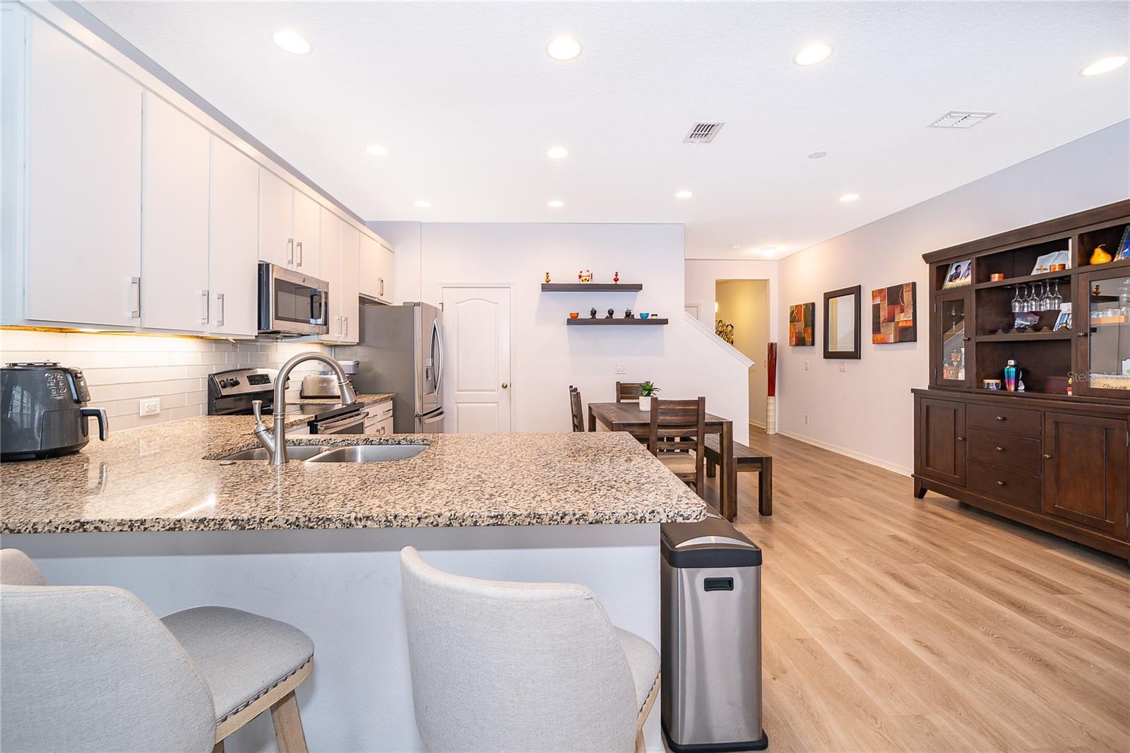 Image 6 of 36 For 7432 Leighside Drive