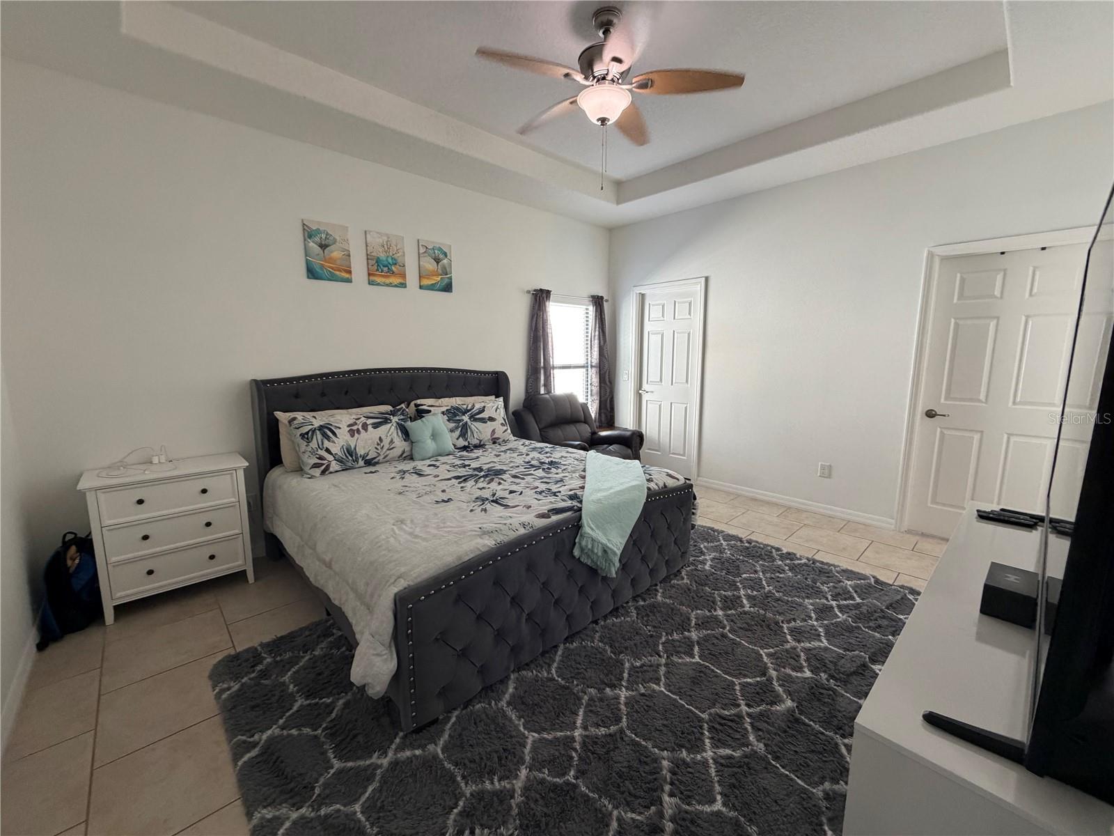 Image 6 of 16 For 392 Villa Sorrento Circle