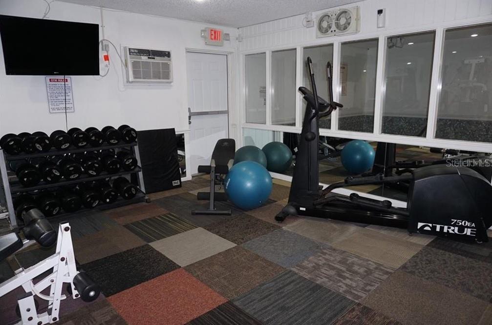 Image 28 of 43 For 273 Rex Place G