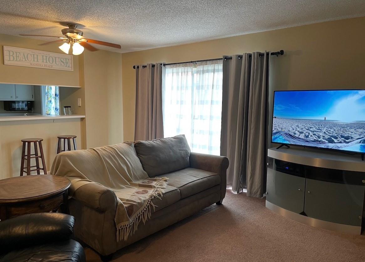 Image 37 of 43 For 273 Rex Place G