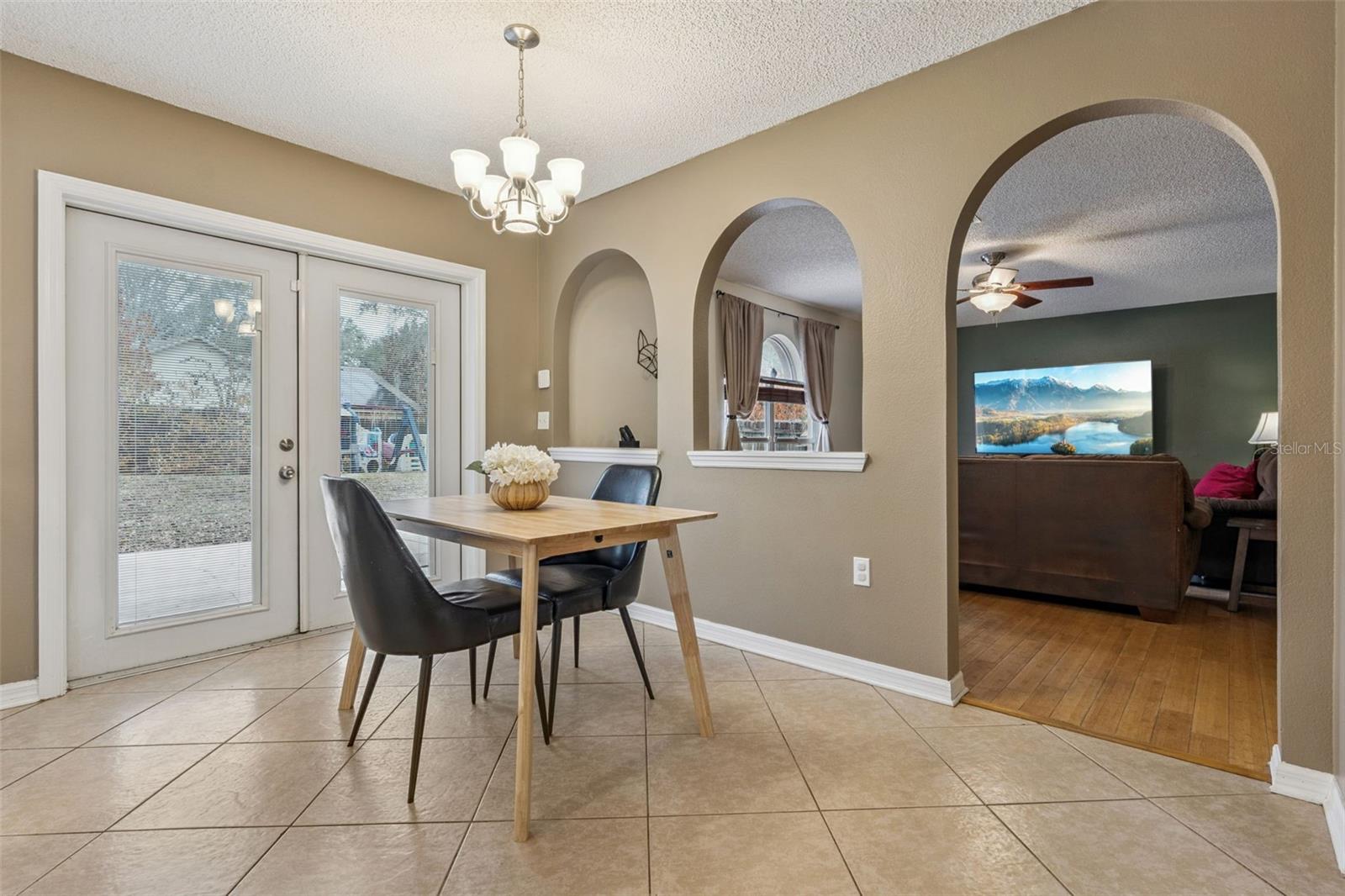 Image 13 of 39 For 1709 Marshall Lake Drive