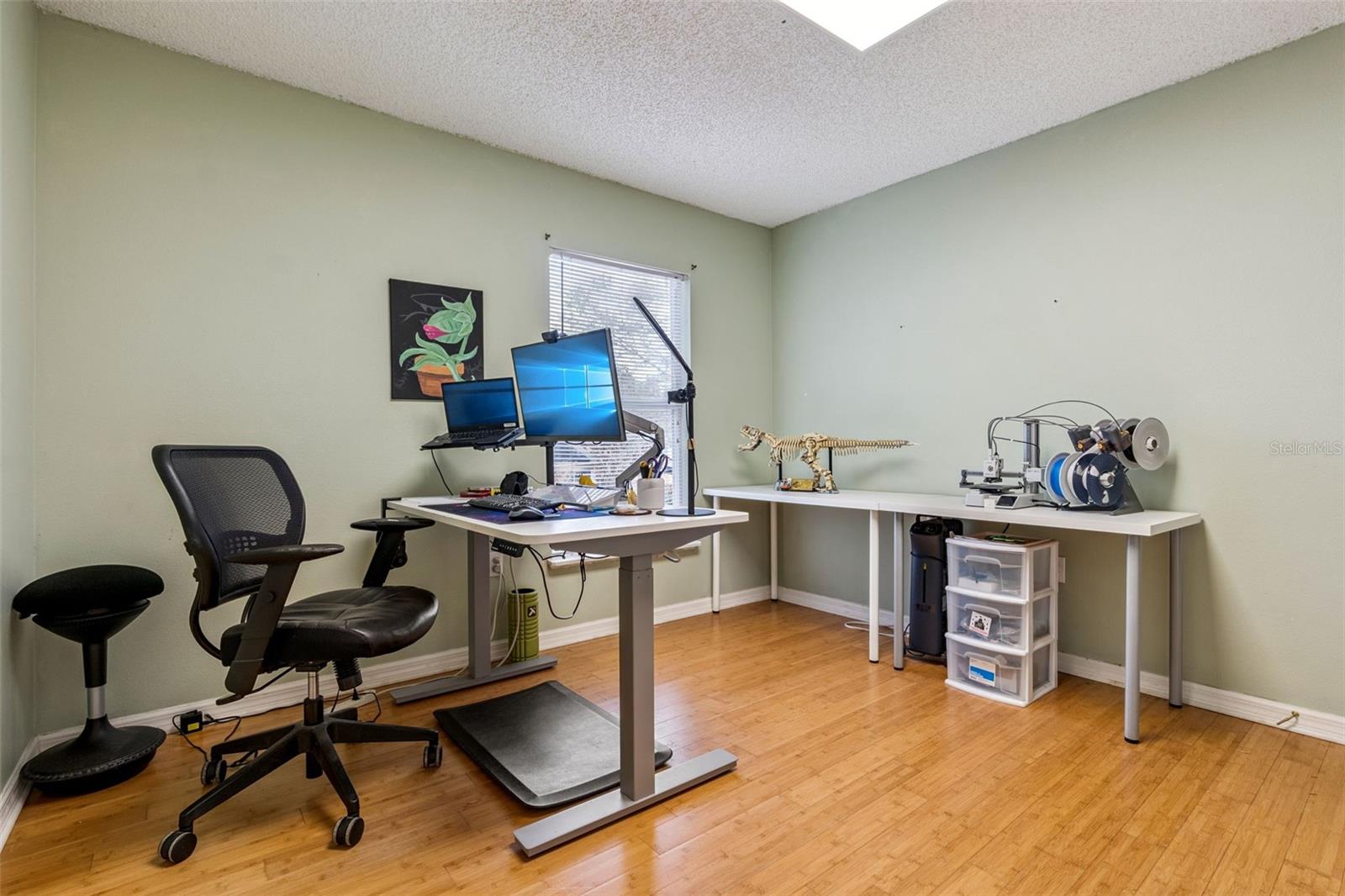 Image 24 of 39 For 1709 Marshall Lake Drive