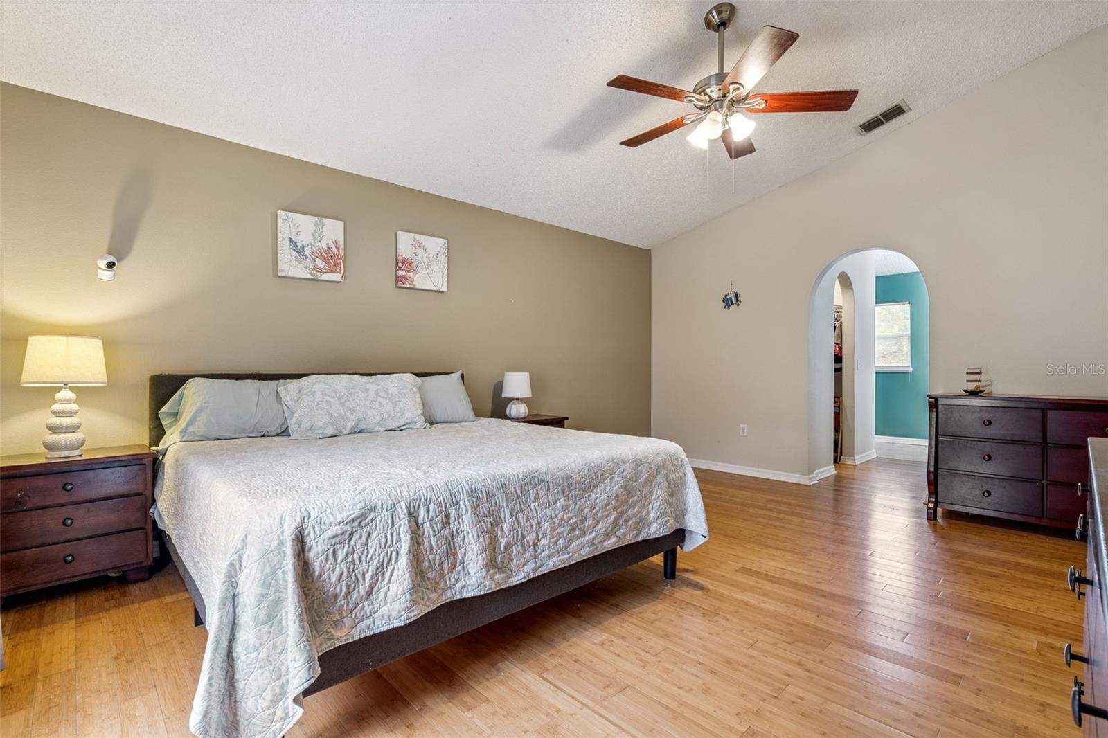 Image 29 of 39 For 1709 Marshall Lake Drive