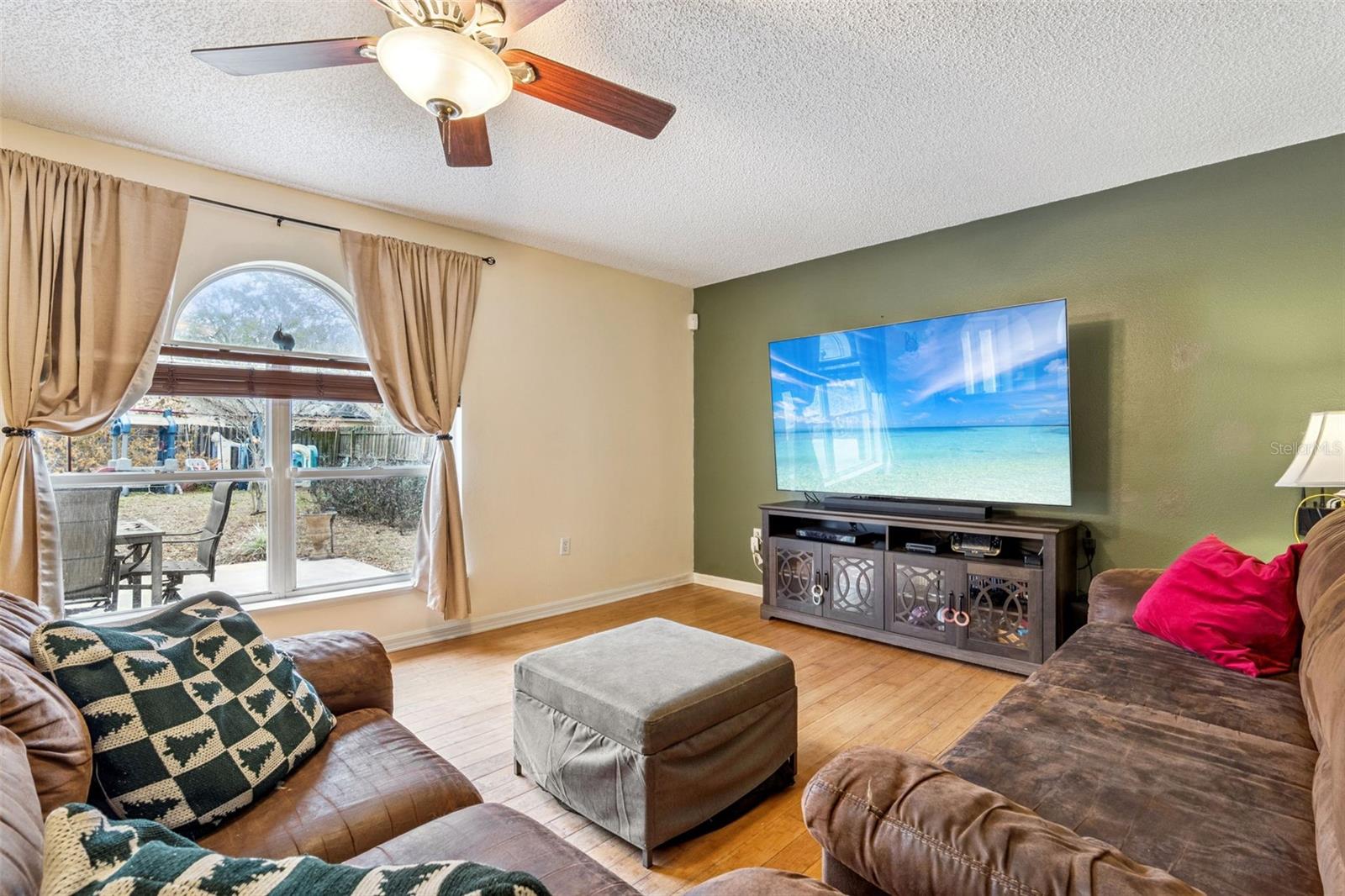 Image 8 of 39 For 1709 Marshall Lake Drive