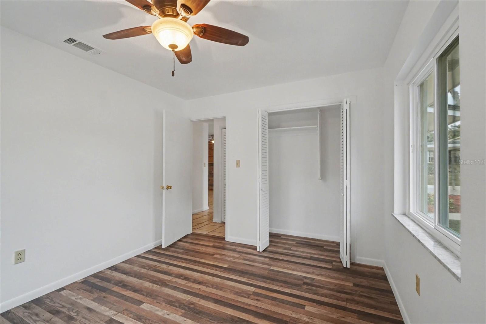 Image 20 of 31 For 803 Carol Court