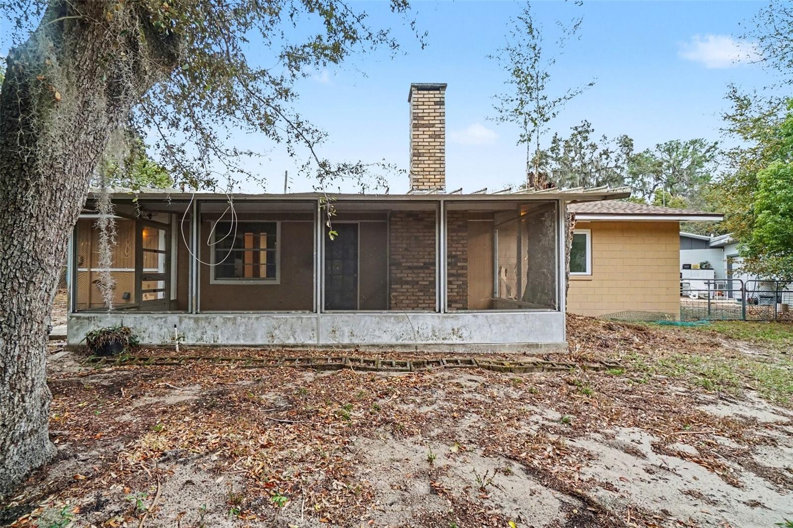 Image 27 of 31 For 803 Carol Court