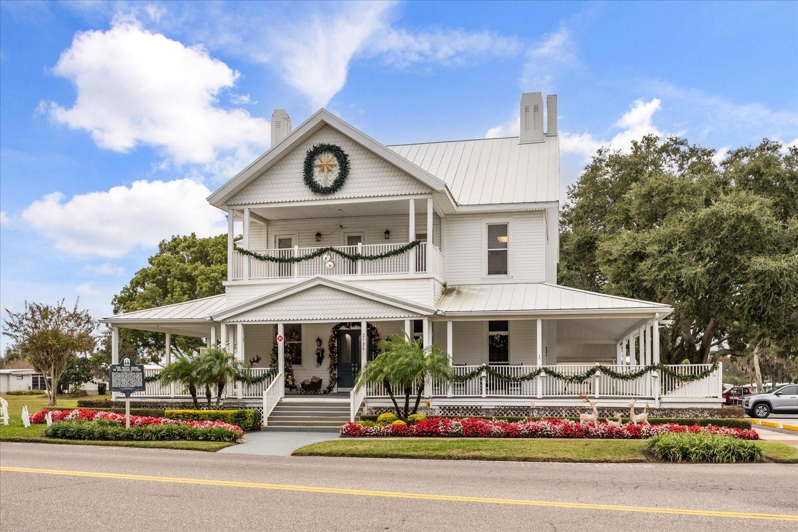 Image 33 of 60 For 3758 Cohen Drive 756