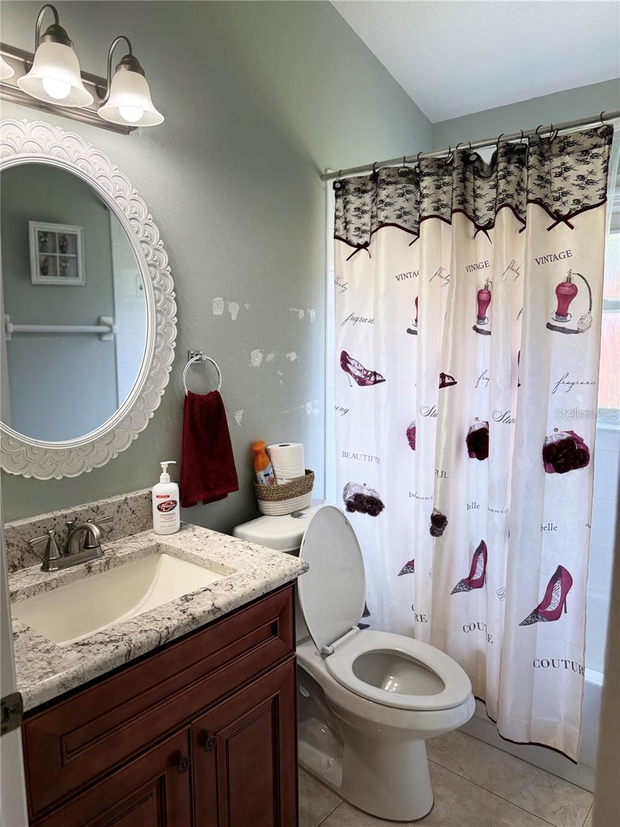 Image 35 of 48 For 701 White Ivey Court