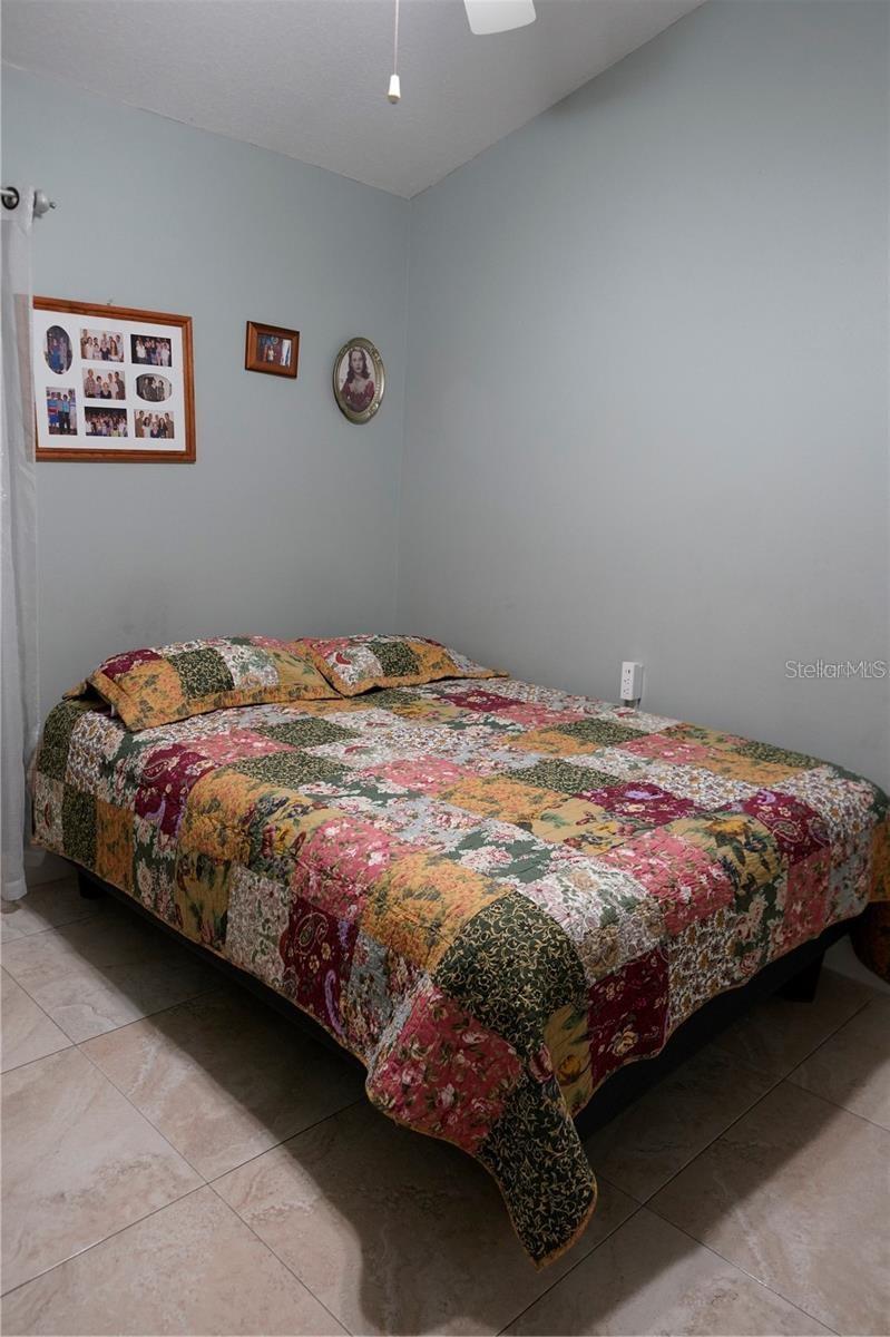 Image 37 of 48 For 701 White Ivey Court