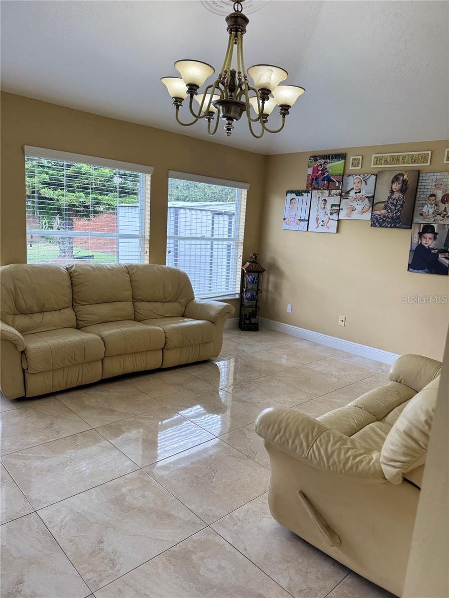 Image 41 of 48 For 701 White Ivey Court